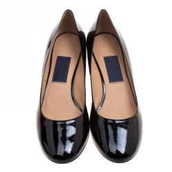 Pre Owned Salvatore Ferragamo Black Patent Leather Ninfea Lucite Block Heel Pumps Size 40.5