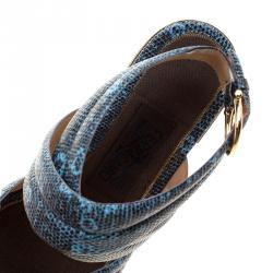 مملوكة مسبقًا Salvatore Ferragamo Blue Lizard Embossed Leather Magritta Cross Strap Flat Thong Sandals Size 39