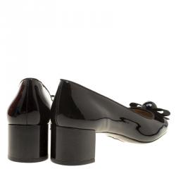 Salvatore Ferragamo Black Patent Leather Fiocco Vara Block Heel Pumps Size 40.5