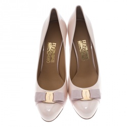 Pre Owned حذاء كعب عالي سالفاتوري فيراغامو فيونكة فارا كلارا جلد لامع وردي فاتح مقاس 41