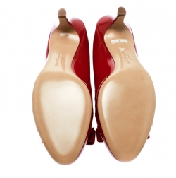 Pre Owned حذاء كعب عالي سالفاتوري فيراغامو جلد بنفسجي لامع بفيونكة فارا مقاس 38.5