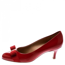 Pre Owned حذاء كعب عالي سالفاتوري فيراغامو جلد بنفسجي لامع بفيونكة فارا مقاس 38.5