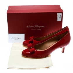 Pre Owned حذاء كعب عالي سالفاتوري فيراغامو جلد بنفسجي لامع بفيونكة فارا مقاس 38.5