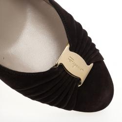 Pre Owned Salvatore Ferragamo Brown Suede Cady Pumps Size 38.5