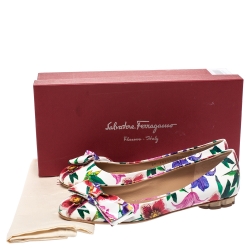 Pre Owned Salvatore Ferragamo White Floral Print Patent Leather Avola Bow Ballet Flats Size 37.5