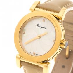 Pre Owned Salvatore Ferragamo Mother of Pearl Gold Plated Stainless Steel Firenze Women's Wristwatch 32 mm