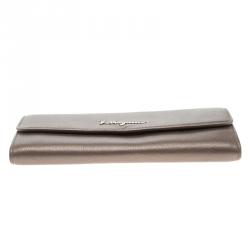 Pre Owned Salvatore Ferragamo Metallic Beige Leather Continental Wallet