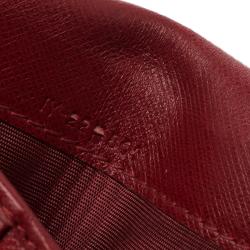 مملوكة مسبقًا Salvatore Ferragamo Black Leather Double Gancio Zip Around Wallet 