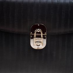 Pre Owned حقيبة سالفاتوري فيراغامو جلد أسود منقوش بيد علوية