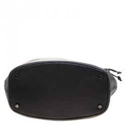 Pre Owned Salvatore Ferragamo Black Pebbled Leather Drawstring Hobo