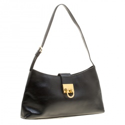 مملوكة مسبقًا Salvatore Ferragamo Black Saffiano Leather Shoulder Bag