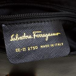 مملوكة مسبقًا Salvatore Ferragamo Black Saffiano Leather Shoulder Bag