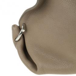 مملوكة مسبقًا Salvatore Ferragamo Taupe Leather Fanisa Hobo