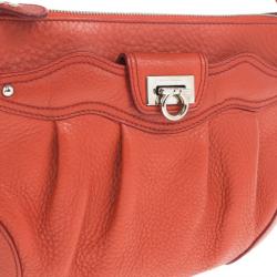 مملوكة مسبقًا Salvatore Ferragamo Red Leather Small Shoulder Bag