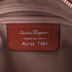 مملوكة مسبقًا Salvatore Ferragamo Red Leather Small Shoulder Bag
