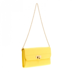 Pre Owned محفظة بسلسلة سالفاتوري فيراغامو جلد صفراء