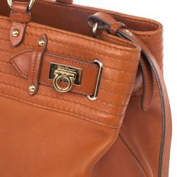 Pre Owned Salvatore Ferragamo Terracotta Leather Buckled Tote Bag