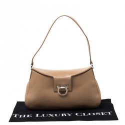 مملوكة مسبقًا Salvatore Ferragamo Brown Saffiano Leather Shoulder Bag