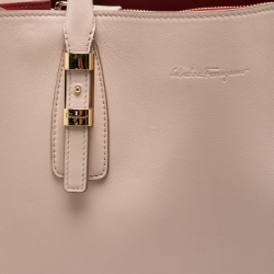 مملوكة مسبقًا Salvatore Ferragamo Beige Leather Medium Tote 