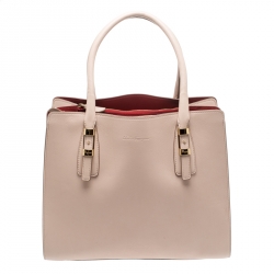 مملوكة مسبقًا Salvatore Ferragamo Beige Leather Medium Tote 