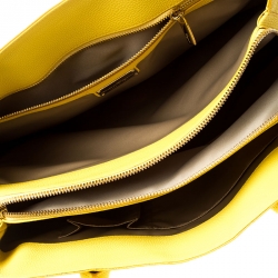 Pre Owned Salvatore Ferragamo Yellow Leather Fiamma Tote 