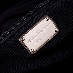 مملوكة مسبقًا Salvatore Ferragamo Black Patent Leather Shopper Tote