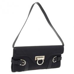 مملوكة م�سبقًا Salvatore Ferragamo Black Logo Flap Satchel