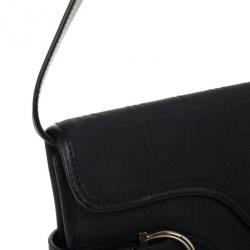 مملوكة مسبقًا Salvatore Ferragamo Black Logo Flap Satchel