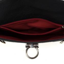 مملوكة مسبقًا Salvatore Ferragamo Black Logo Flap Satchel