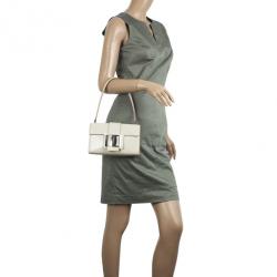 مملوكة مسبقًا Salvatore Ferragamo Flap Buckle Shoulder Bag