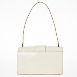 مملوكة مسبقًا Salvatore Ferragamo Flap Buckle Shoulder Bag