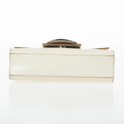 مملوكة مسبقًا Salvatore Ferragamo Flap Buckle Shoulder Bag