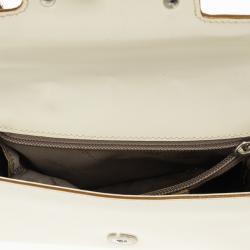 مملوكة مسبقًا Salvatore Ferragamo Flap Buckle Shoulder Bag