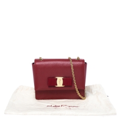 Pre Owned Salvatore Ferragamo Red Leather Bow Flap Chain Shoulder Bag