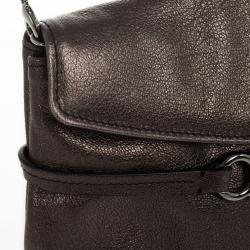 مملوكة مسبقًا Salvatore Ferragamo Bronze Leather Clutch