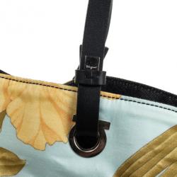 مملوكة مسبقًا Salvatore Ferragamo Reversible Printed Tote