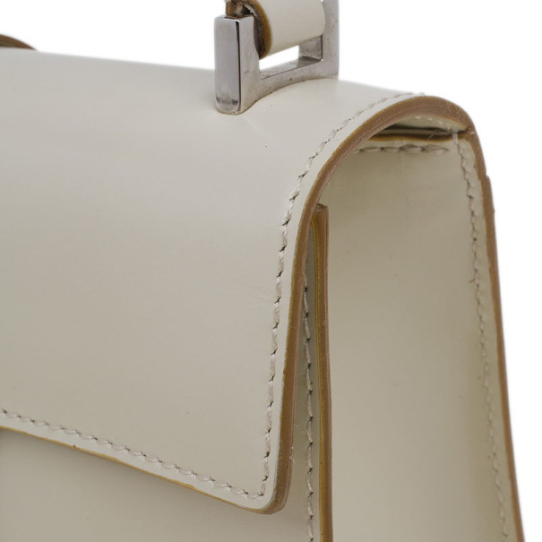 Pre Owned Salvatore Ferragamo White Flap Buckle Shoulder Bag