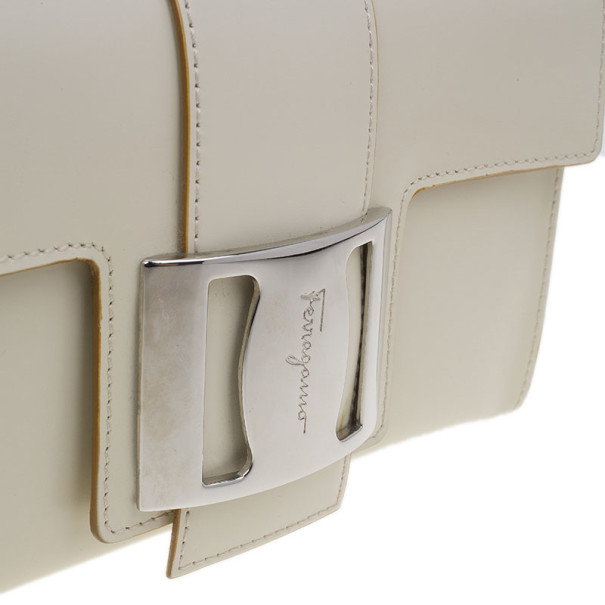 Pre Owned Salvatore Ferragamo White Flap Buckle Shoulder Bag