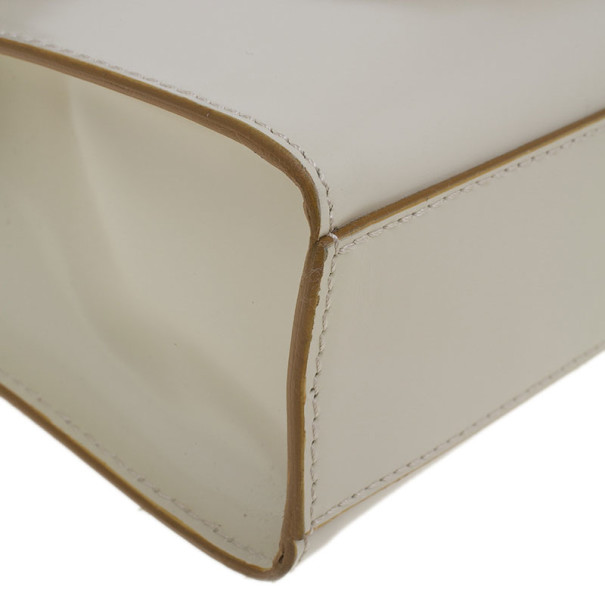 Pre Owned Salvatore Ferragamo White Flap Buckle Shoulder Bag