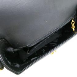 مملوكة مسبقًا Salvatore Ferragamo Black Leather Gancini Shoulder Bag