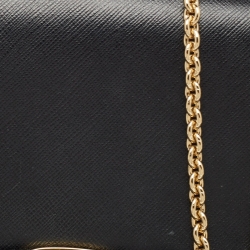 Pre Owned Salvatore Ferragamo Black Leather Vara Bow Chain Clutch