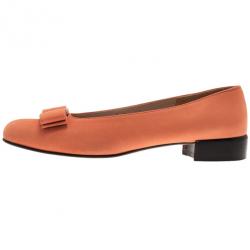 مملوكة مسبقًا Salvatore Ferragamo Orange Suede Bow Ballet Flats Size 37