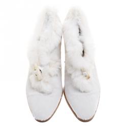 Pre Owned حذاء بوت كاحل سالفاتوري فيراغامو حواف فرو مق\مة مدببة شعر عجل أبيض مقاس 36