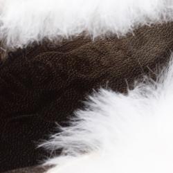 Pre Owned حذاء بوت كاحل سالفاتوري فيراغامو حواف فرو مق\مة مدببة شعر عجل أبيض مقاس 36