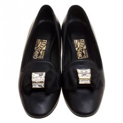 Pre Owned Salvatore Ferragamo Black Leather Gessy Crystal Embellished Bow Smoking Slippers Size 38