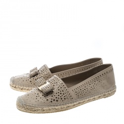 Pre Owned حذاء اسبادريل سالفاتوري فيراغاو غلاكسي جلد بيج مقاس 40.5