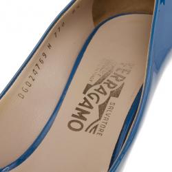 Pre Owned Salvatore Ferragamo Blue Patent Vara Bow Peep Toe Pumps Size 39