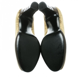 Pre Owned Salvatore Ferragamo Green Velvet Peep Toe Pumps SIze 36.5