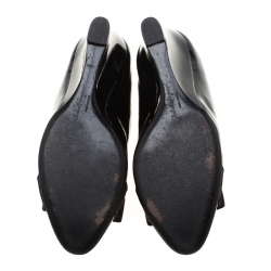 Pre Owned حذاء كعب عالي سالفاتوري فيراغامو جلد أسود لامع فلو فارا فيونكة كعب روكي مقاس 36.5