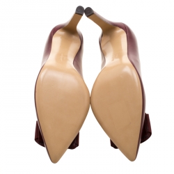 Pre Owned حذاء كعب عالي سالفاتوري فيراغامو مقدمة مدببة تفاصل فيونكة جلد عنابي مقاس 40.5   